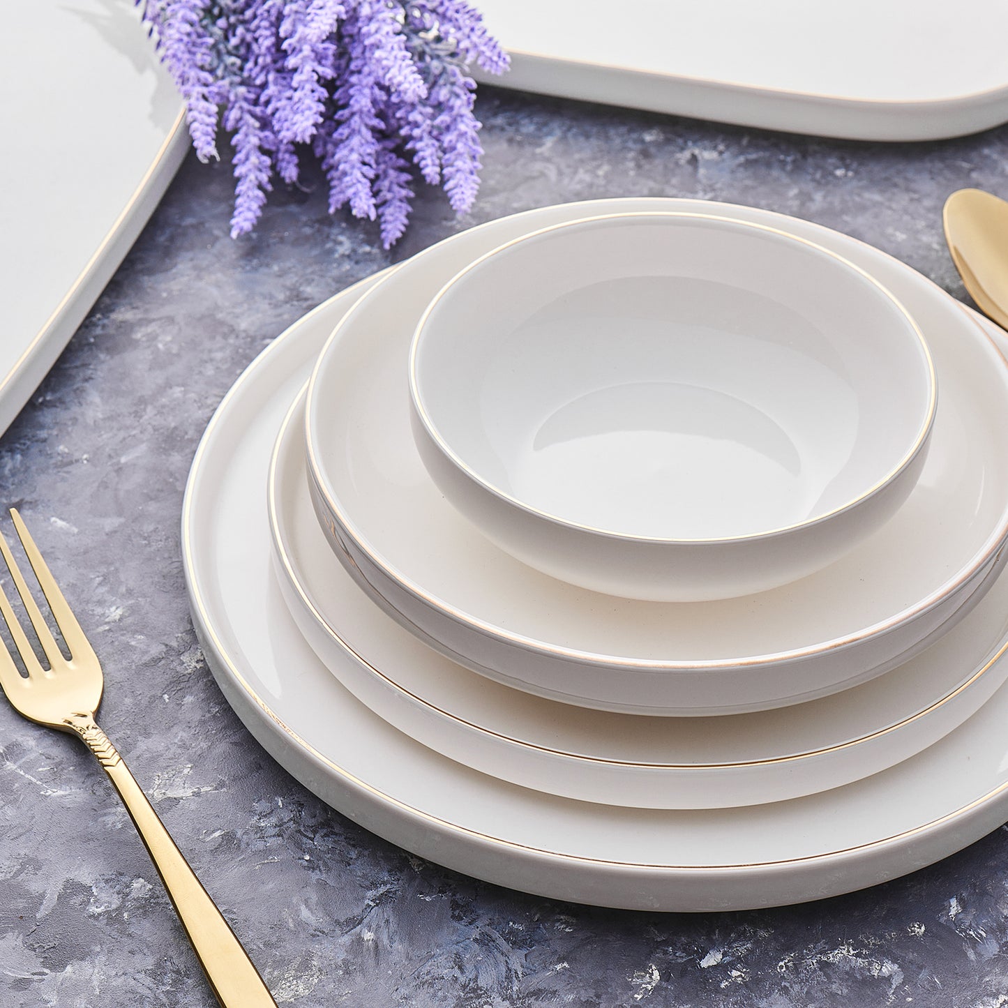 Streamline New Saturn, 59 Piece New Generation Bone Dinner Set for 12 People, White Gold