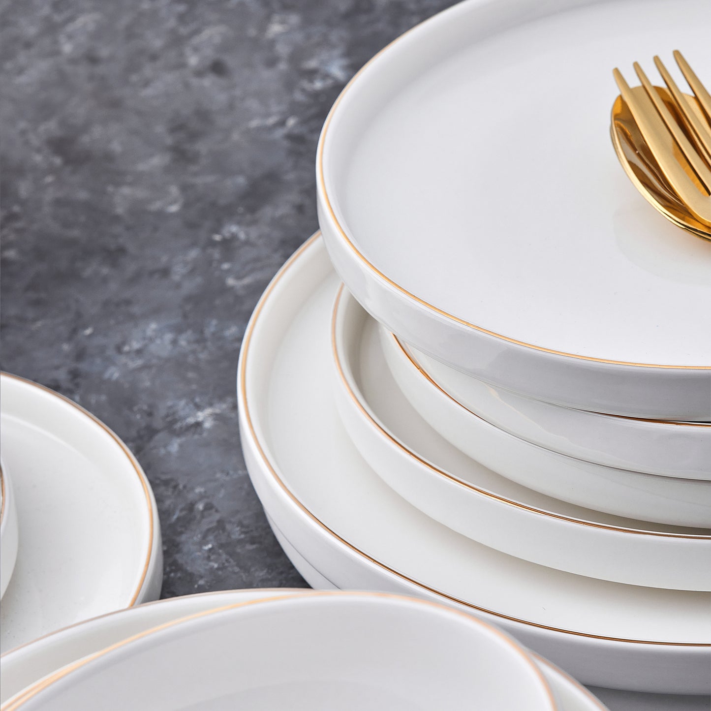 Streamline New Saturn, 59 Piece New Generation Bone Dinner Set for 12 People, White Gold