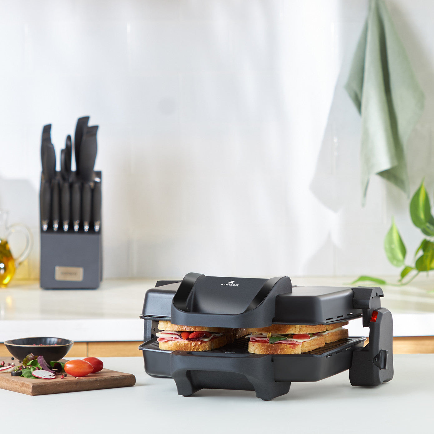 Future Essential, Toaster, Matte Black, 1800W