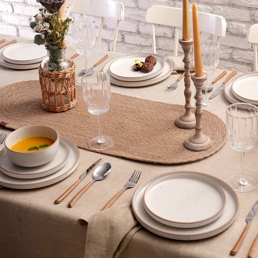 Chicago Dot, 18 Piece Stoneware Dinner Set for 6 People, Multi