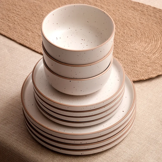 Chicago Dot, 18 Piece Stoneware Dinner Set for 6 People, Multi